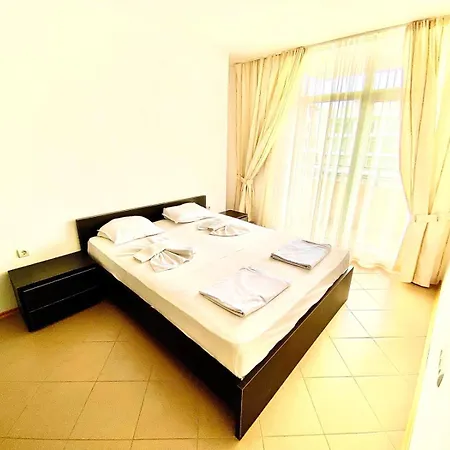 Grand Kamelia Sunny Appartement *