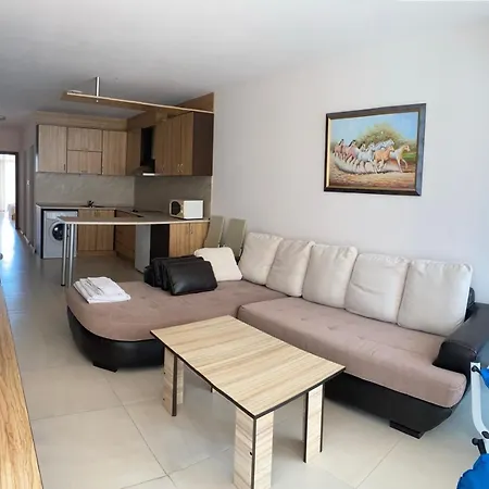 Grand Kamelia Sunny Apartment *