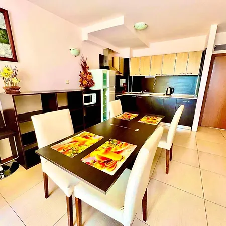 Grand Kamelia Sunny Apartament Sunny Beach