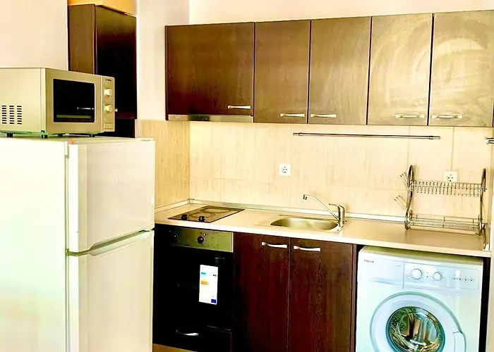 Grand Kamelia Sunny * ساني بيتش